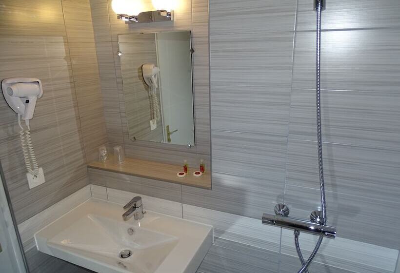 Номер Стандарт Трехместный, Sure Hotel By Best Western Angouleme