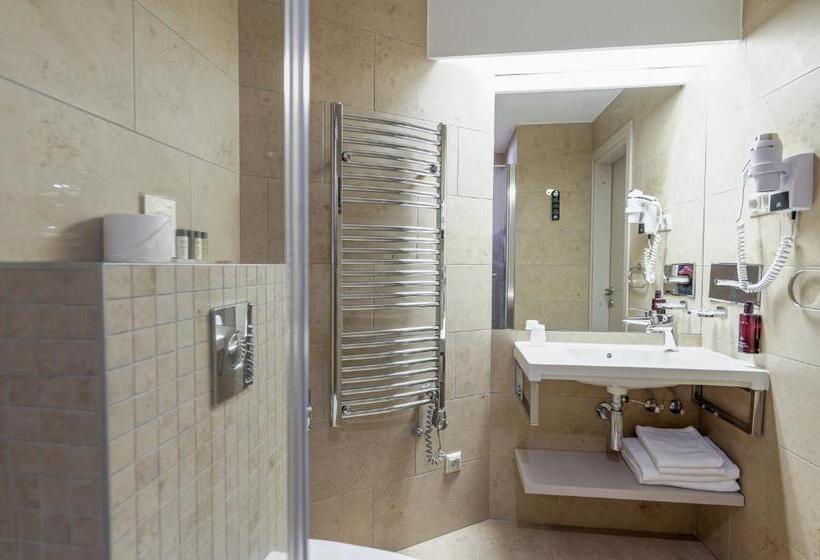 اتاق لوکس با بالکن, Spa Vilnius Druskininkai