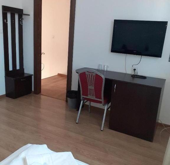 اتاق استاندارد, Pensiunea Otopeni