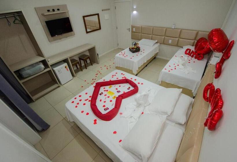 Quarto Triplo Estandar, Pousada Augusta