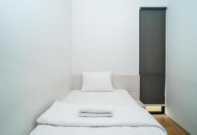 اتاق استاندارد, Three J Residence