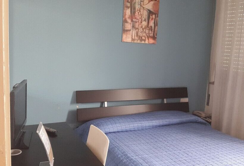 Quarto Estandar Individual, Cavalieri Del Tau