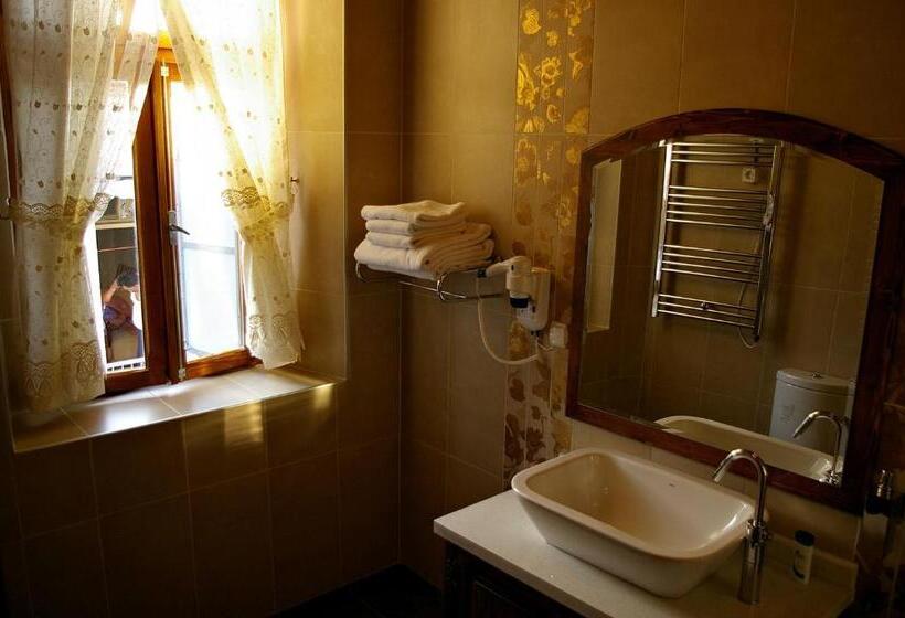 Номер Deluxe, Hera Boutique Hotel   Boutique Class