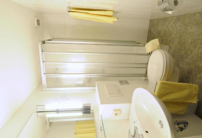 标准间, Waldhotel Unterbach