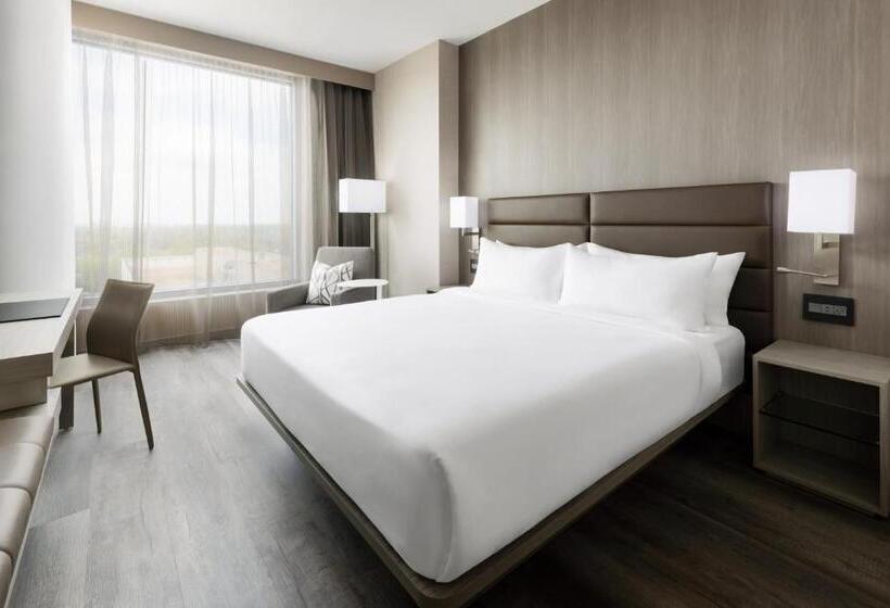 اتاق استاندارد با تخت بزرگ برای معلولان, Ac Hotel By Marriott Bethesda Downtown
