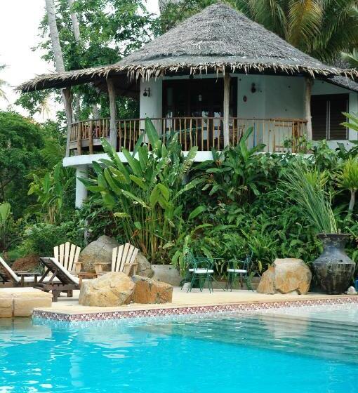 اتاق لوکس با بالکن و چشم‌انداز دریا, Koh Mak Cococape Resort