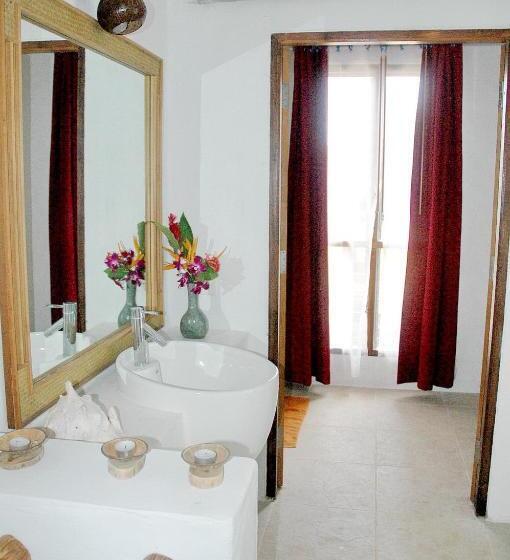 اتاق لوکس با چشم‌انداز دریا, Koh Mak Cococape Resort