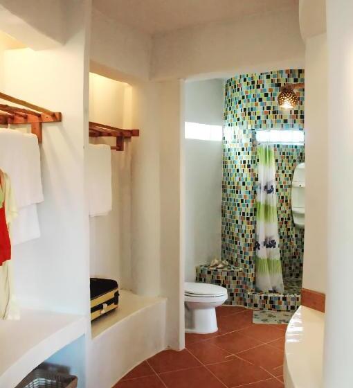 سوییت جونیور با بالکن, Koh Mak Cococape Resort