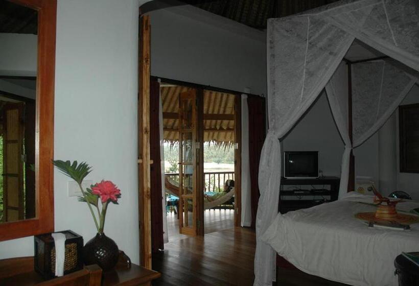سوییت جونیور با بالکن, Koh Mak Cococape Resort