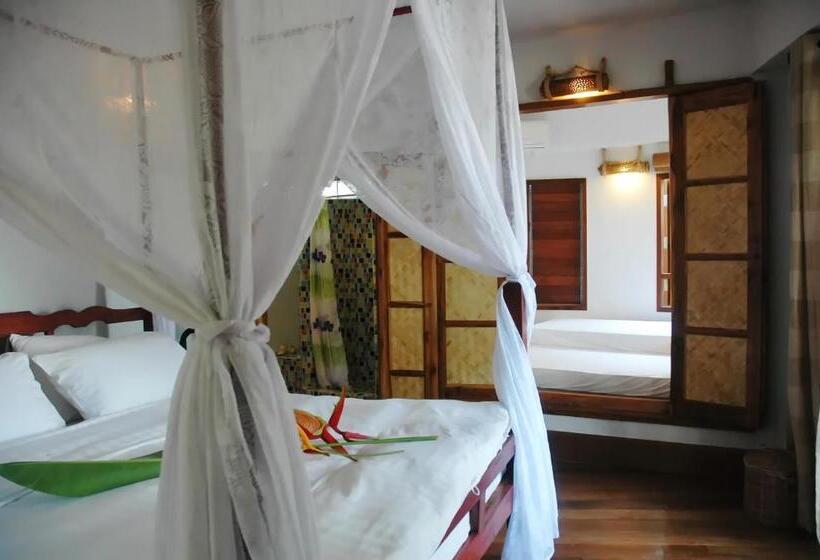 سوییت جونیور با بالکن, Koh Mak Cococape Resort
