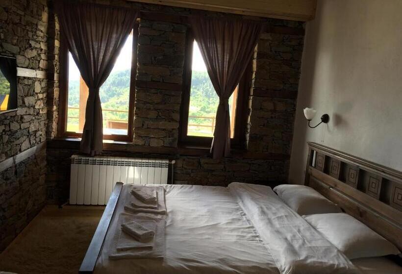 Семейный Номер, калпаците   Kalpacite Guest Houses