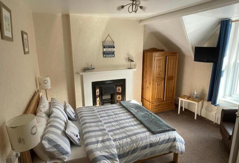 Номер Стандарт, Colebrooke House