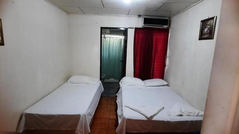 اتاق استاندارد, Tropical Dreams Hostel