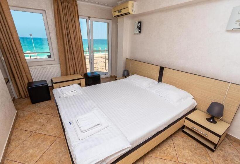 ファミリールーム, Vila Plaja Azur