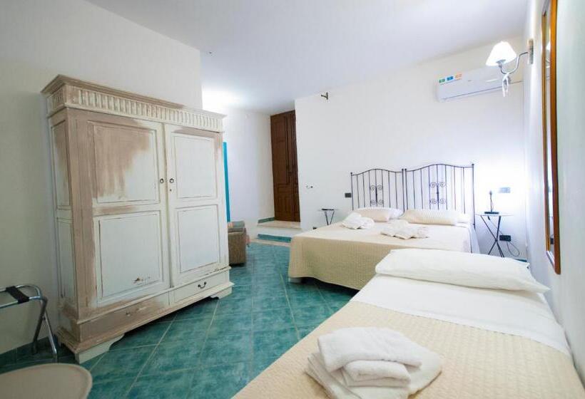 חדר סטנדרט לשלושה, Albergo La Fontanella