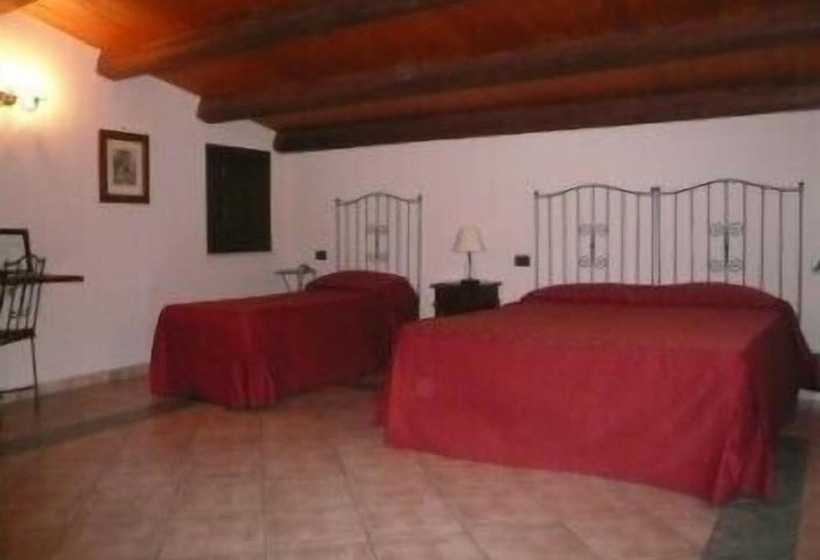 חדר סטנדרט לשלושה, Albergo La Fontanella