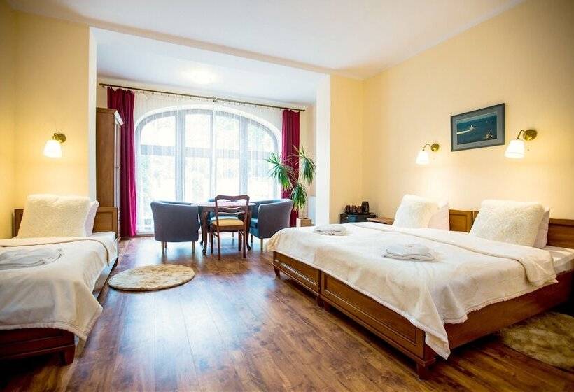 اتاق استاندارد چهار تخته, Kamienica Pod Kasztanami świnoujście