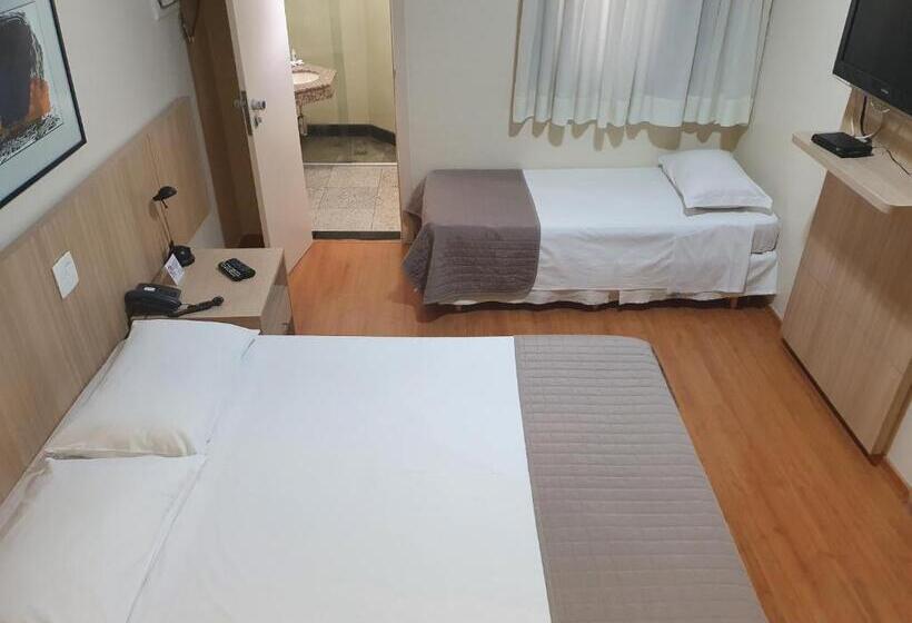 Quarto Triplo Estandar, Via Contorno