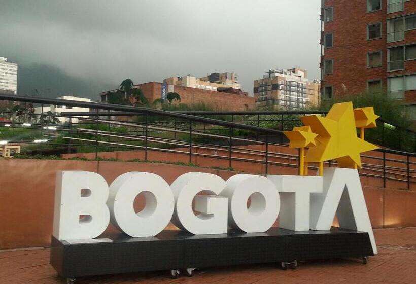 اتاق استاندارد, A Bogota On Holidays By Open