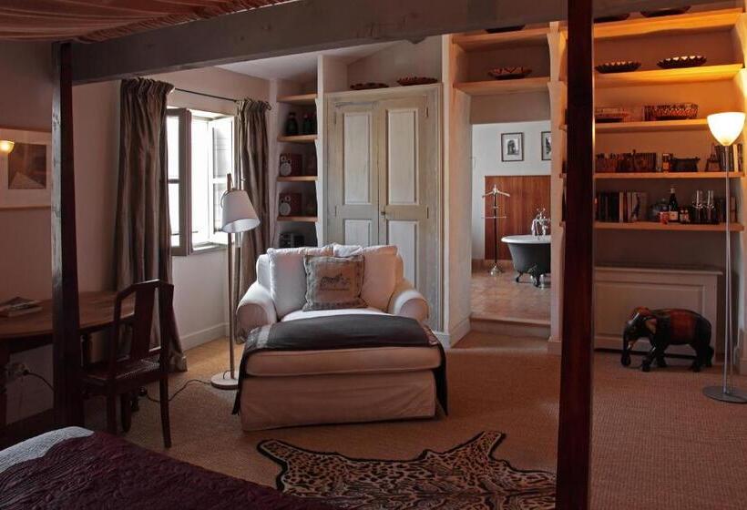 سوئیت جونیور با چشم‌انداز, La Maison Sur La Sorgue   Esprit De France