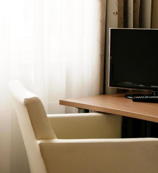 Quarto Estandar Individual, Rieth