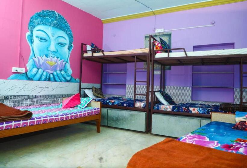 Deluxe Room, Royal Heritage Guest House
