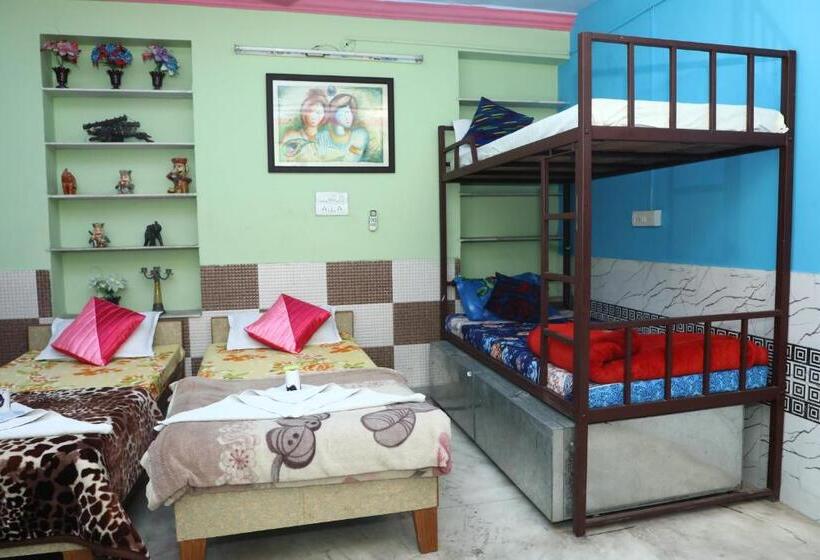اتاق سوپریور با تخت بزرگ, Royal Heritage Guest House