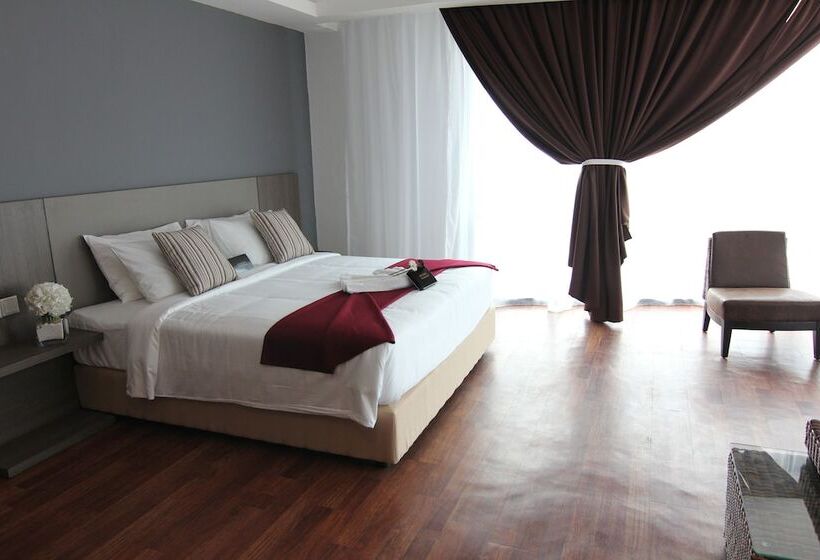 Номер Deluxe, Nexus Regency Suites &