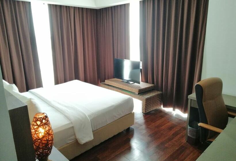 سوییت جونیور, Nexus Regency Suites &