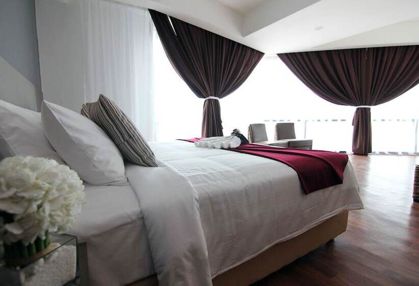 Президентский Люкс, Nexus Regency Suites &