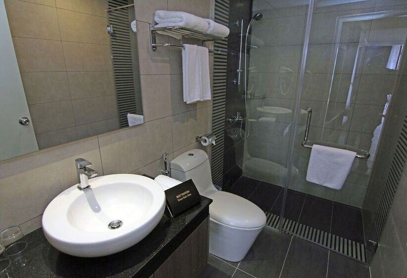 Номер Deluxe, Nexus Regency Suites &