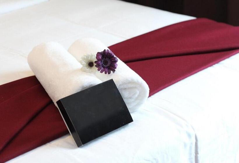 Номер Deluxe Кровать Кинг, Nexus Regency Suites &