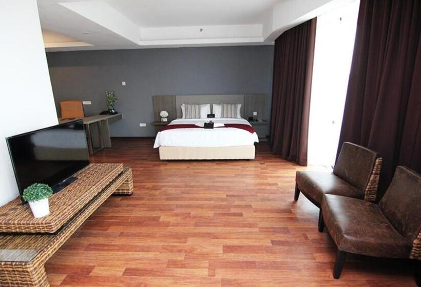 Номер Deluxe, Nexus Regency Suites &