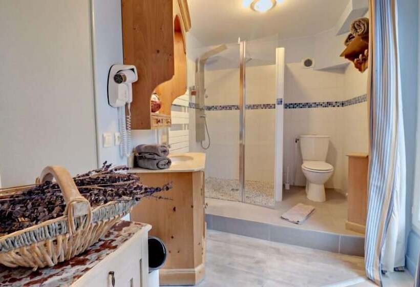 Номер Superior, Logis Hôtel De La Chapelle