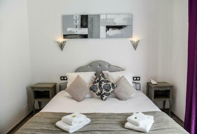 اتاق استاندارد, Logis Hôtel Emeraude Des Bois
