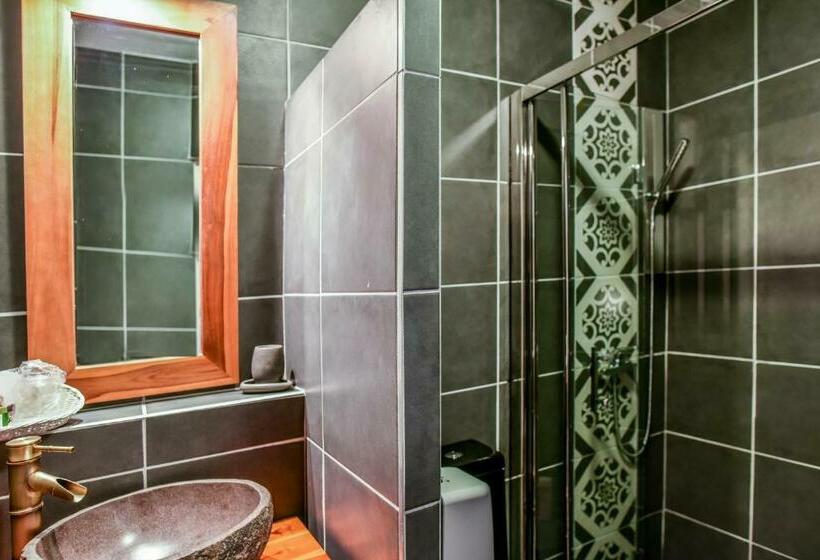 اتاق استاندارد, Logis Hôtel Emeraude Des Bois