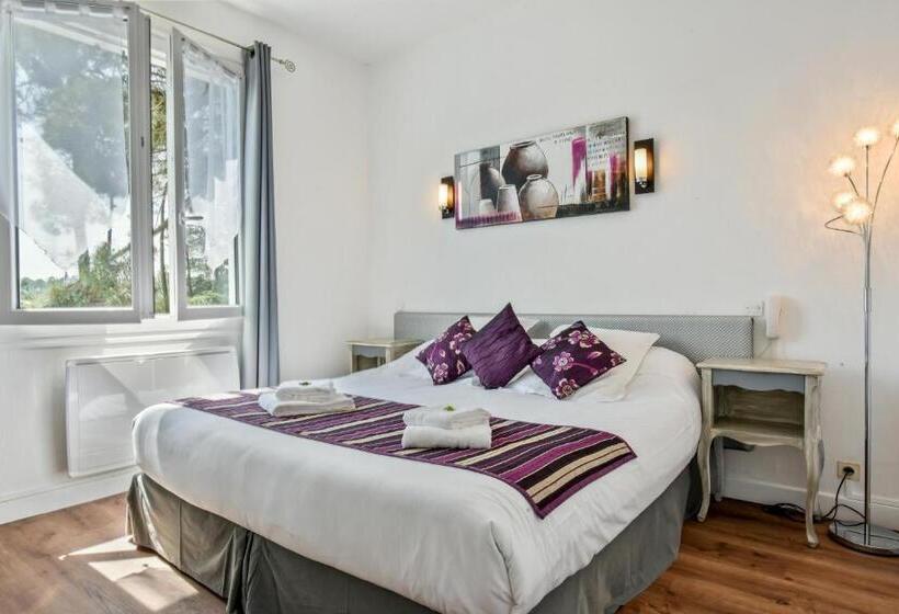 اتاق راحتی, Logis Hôtel Emeraude Des Bois