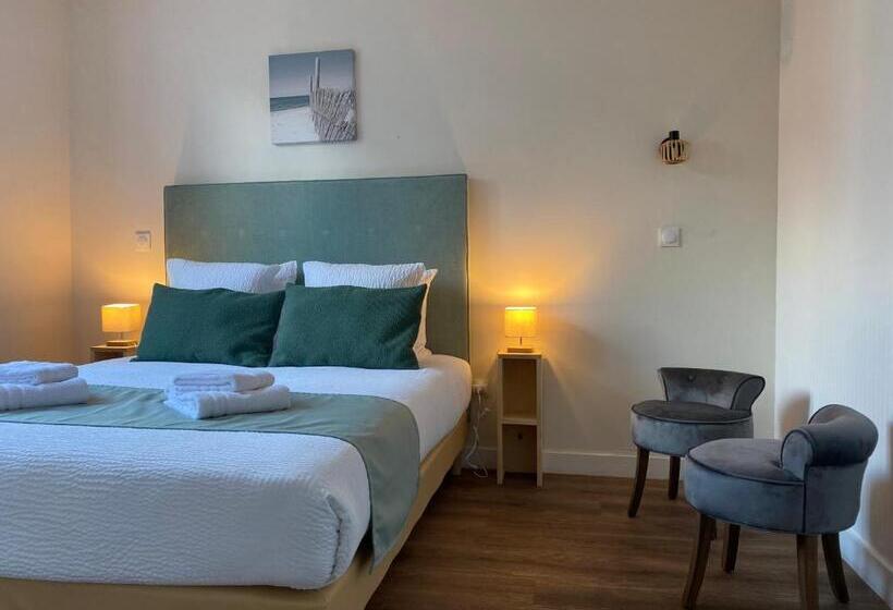 اتاق راحتی, Logis Hôtel Emeraude Des Bois