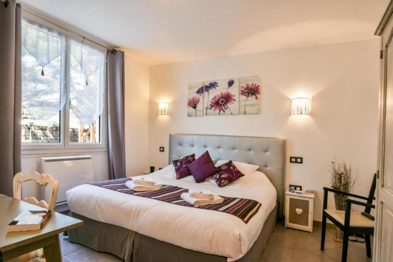 اتاق استاندارد, Logis Hôtel Emeraude Des Bois