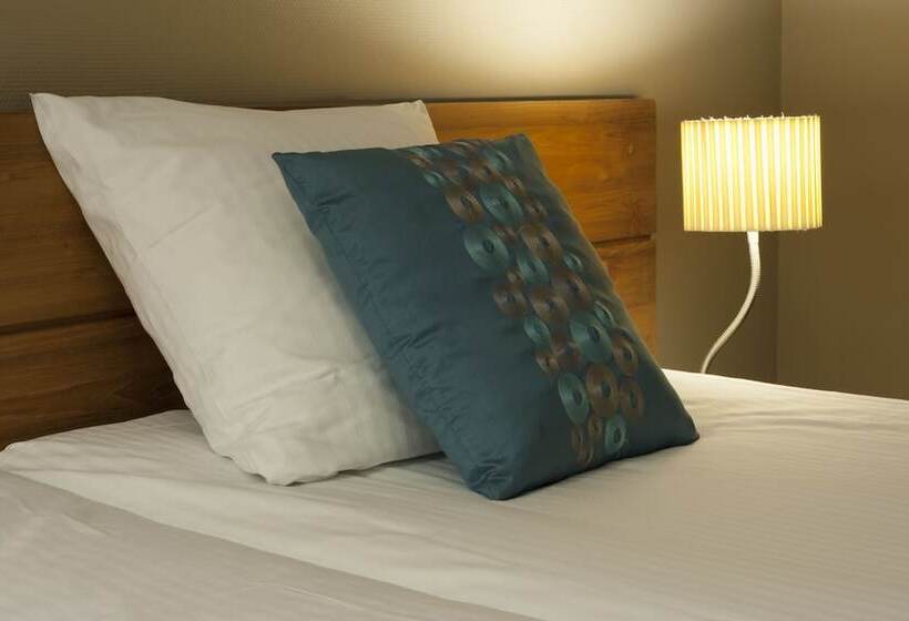 家庭间, Linge Hotel Elst