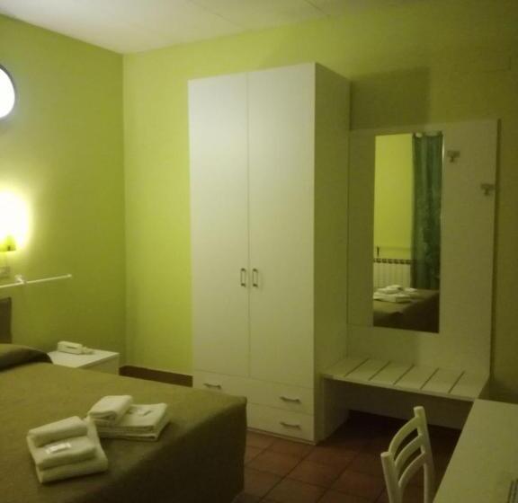 اتاق استاندارد سه نفره, Albergo Airone
