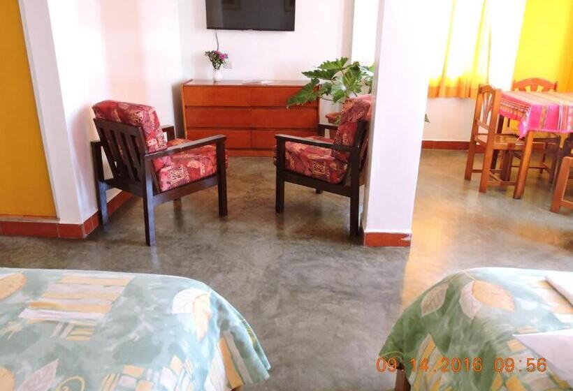 اتاق استاندارد سه نفره, Miramar