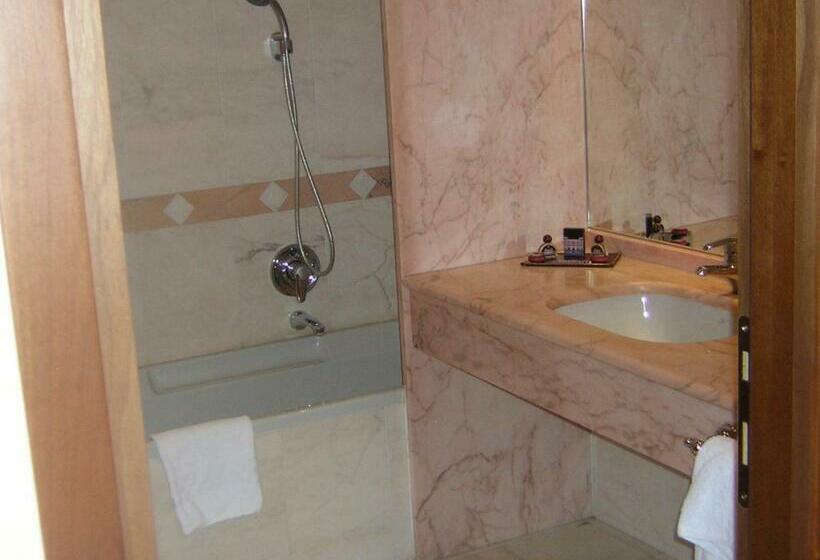 اتاق استاندارد, Park Hotel Villa Potenziani
