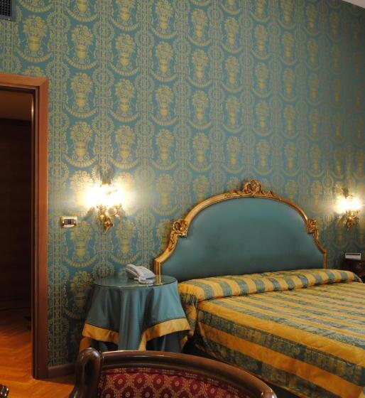 سوییت جونیور, Park Hotel Villa Potenziani