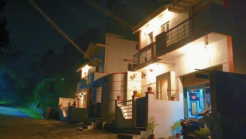 اتاق استاندارد, Royal Black Pepper Cottage