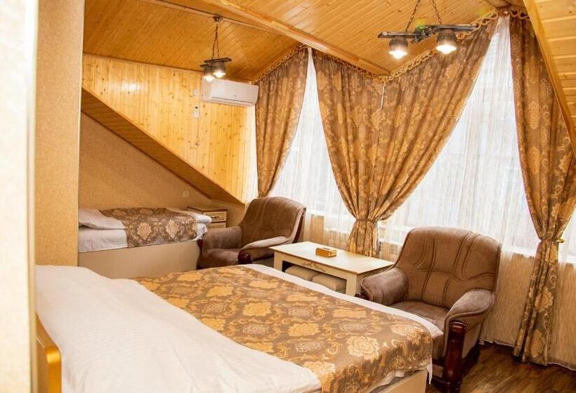 اتاق لوکس خانوادگی, Har Mar