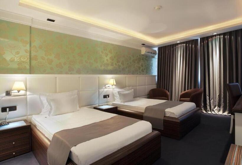 اتاق استاندارد, Garni Hotel Crystal