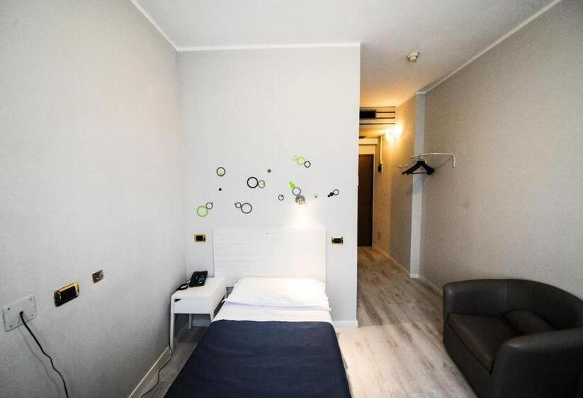اتاق اکونومی یک تخته, Hp Fly Hotel Bologna