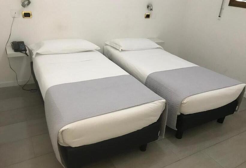 اتاق اکونومی, Hp Fly Hotel Bologna