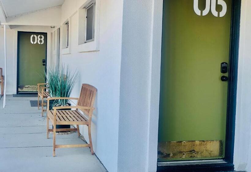 스탠다드 룸, Dragonfly Motor Lodge